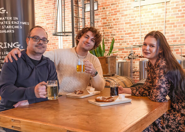 An explosion of flavour awaits your mouth on the Distillery District Breakfast Tour. Hot drinks and luxurious bites - discover a new side of the Distillery on our tour.